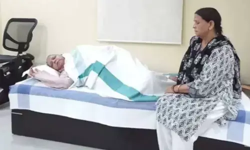 Lalu Prasad Yadav Health Update: लालू की हालत गंभीर, दिल्ली AIIMS में चल रहा न्यूमोनिया का इलाज Lalu Prasad Yadav Health Update: लालू की हालत गंभीर, दिल्ली AIIMS में चल रहा न्यूमोनिया का इलाज