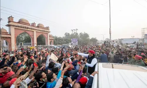 Farmer Protest: अखिलेश यादव बोले, किसानों के साथ षड्यंत्र कर रही है भाजपा, आजादी खतरे में