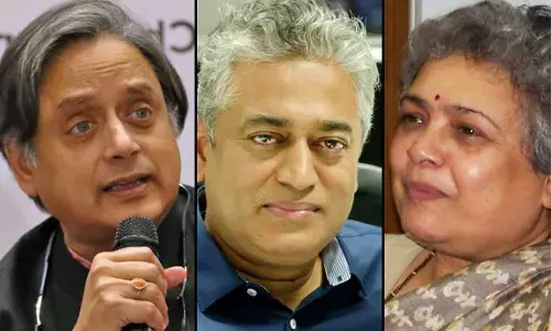 उत्तर प्रदेश: शशि थरूर, राजदीप सरदेसाई , मृणाल पांडे सहित 8 पर एफआईआर, लोगों को भड़काने का आरोप उत्तर प्रदेश: शशि थरूर, राजदीप सरदेसाई , मृणाल पांडे सहित 8 पर एफआईआर, लोगों को भड़काने का आरोप