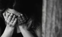 रामपुर : पति की हैवानियत, चरित्र पर शक हुआ तो पत्नी के प्राइवेट पार्ट को तांबे के तार से ही सिल दिया