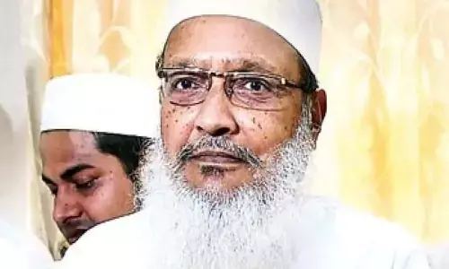 मौलाना वली रहमानी का इंतकाल, CM नीतीश और तेजस्वी समेत कई नेताओं ने जताया शोक मौलाना वली रहमानी का इंतकाल, CM नीतीश और तेजस्वी समेत कई नेताओं ने जताया शोक