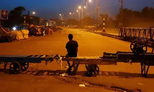 Night Curfew In Delhi : दिल्ली में कोरोना को लेकर आज से नाइट कर्फ्यू, 30 अप्रैल तक रहेगा जारी Night Curfew In Delhi : दिल्ली में कोरोना को लेकर आज से नाइट कर्फ्यू, 30 अप्रैल तक रहेगा जारी