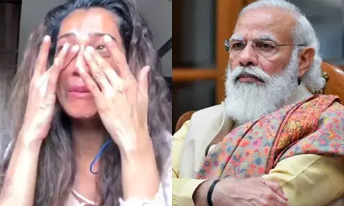 मोदी जी आपको शर्म नहीं आती.., फूट-फूट कर रोने लगीं एक्ट्रेस पायल रोहतगी, प्रधानमंत्री को सुनाई खरी-खोटी