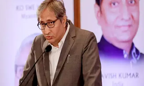 अगर अदालतें न बोलतीं तो 1 अरब से अधिक की आबादी वाला देश चुपचाप श्मशान में बदल जाता : रवीश कुमार अगर अदालतें न बोलतीं तो 1 अरब से अधिक की आबादी वाला देश चुपचाप श्मशान में बदल जाता : रवीश कुमार