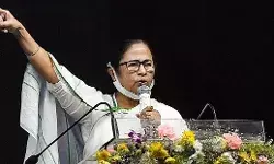 ममता बनर्जी बोलीं- बंगाल आएंगे केंद्रीय मंत्री तो दिखानी होगी कोरोना की नेगेटिव रिपार्ट ममता बनर्जी बोलीं- बंगाल आएंगे केंद्रीय मंत्री तो दिखानी होगी कोरोना की नेगेटिव रिपार्ट