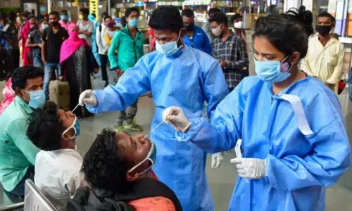 कोरोना ने तोड़े सारे रिकॉर्ड, 24 घंटे में सर्वाधिक 4.12 लाख नए मामले, करीब 4 हजार लोगों की मौत कोरोना ने तोड़े सारे रिकॉर्ड, 24 घंटे में सर्वाधिक 4.12 लाख नए मामले, करीब 4 हजार लोगों की मौत