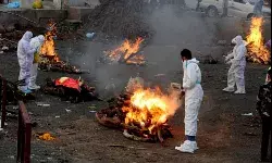 देश में 2.5 लाख के पार पहुंची कोरोना से मौतों की संख्या, 24 घंटे में रिकॉर्ड 4205 संक्रमितों ने तोड़ा दम देश में 2.5 लाख के पार पहुंची कोरोना से मौतों की संख्या, 24 घंटे में रिकॉर्ड 4205 संक्रमितों ने तोड़ा दम
