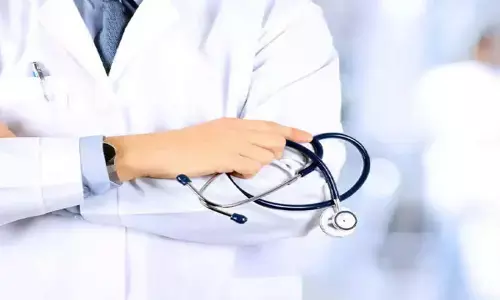 यूपी में अंधेरगर्दी? कोरोना संकट के बीच 16 सरकारी डॉक्टरों ने दिया इस्तीफा, डॉक्टरों को किसने इतना परेशान किया कि वे इस्तीफा दे बैठे? यूपी में अंधेरगर्दी? कोरोना संकट के बीच 16 सरकारी डॉक्टरों ने दिया इस्तीफा, डॉक्टरों को किसने इतना परेशान किया कि वे इस्तीफा दे बैठे?