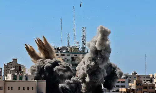 इजरायल-फिलिस्तीन के बीच बढ़ते तनाव पर भारत ने तोड़ी चुप्पी, कहा-हिंसा में तत्काल कमी लाने की आवश्यकता इजरायल-फिलिस्तीन के बीच बढ़ते तनाव पर भारत ने तोड़ी चुप्पी, कहा-हिंसा में तत्काल कमी लाने की आवश्यकता