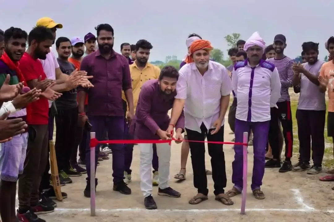 खेल आपसी भाईचारे का प्रतीक है - संदीप यादव खेल आपसी भाईचारे का प्रतीक है - संदीप यादव