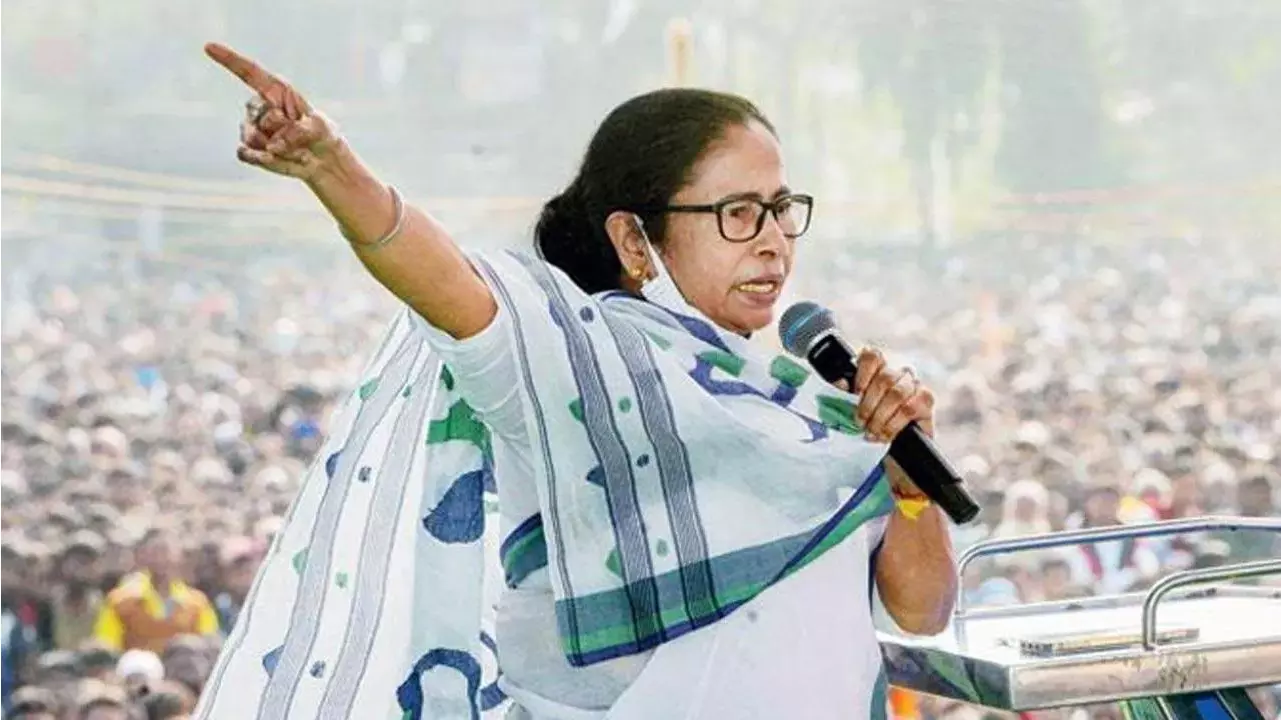 Mamata Banerjee on Pegasus scandal : ममता बनर्जी का केंद्र पर आरोप, टैक्स का पैसा जासूसी पर खर्च कर रहे हैं, जनता पर नहीं