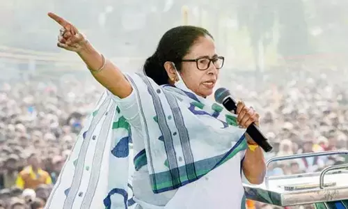 Mamata Banerjee on Pegasus scandal : ममता बनर्जी का केंद्र पर आरोप, टैक्स का पैसा जासूसी पर खर्च कर रहे हैं, जनता पर नहीं Mamata Banerjee on Pegasus scandal : ममता बनर्जी का केंद्र पर आरोप, टैक्स का पैसा जासूसी पर खर्च कर रहे हैं, जनता पर नहीं