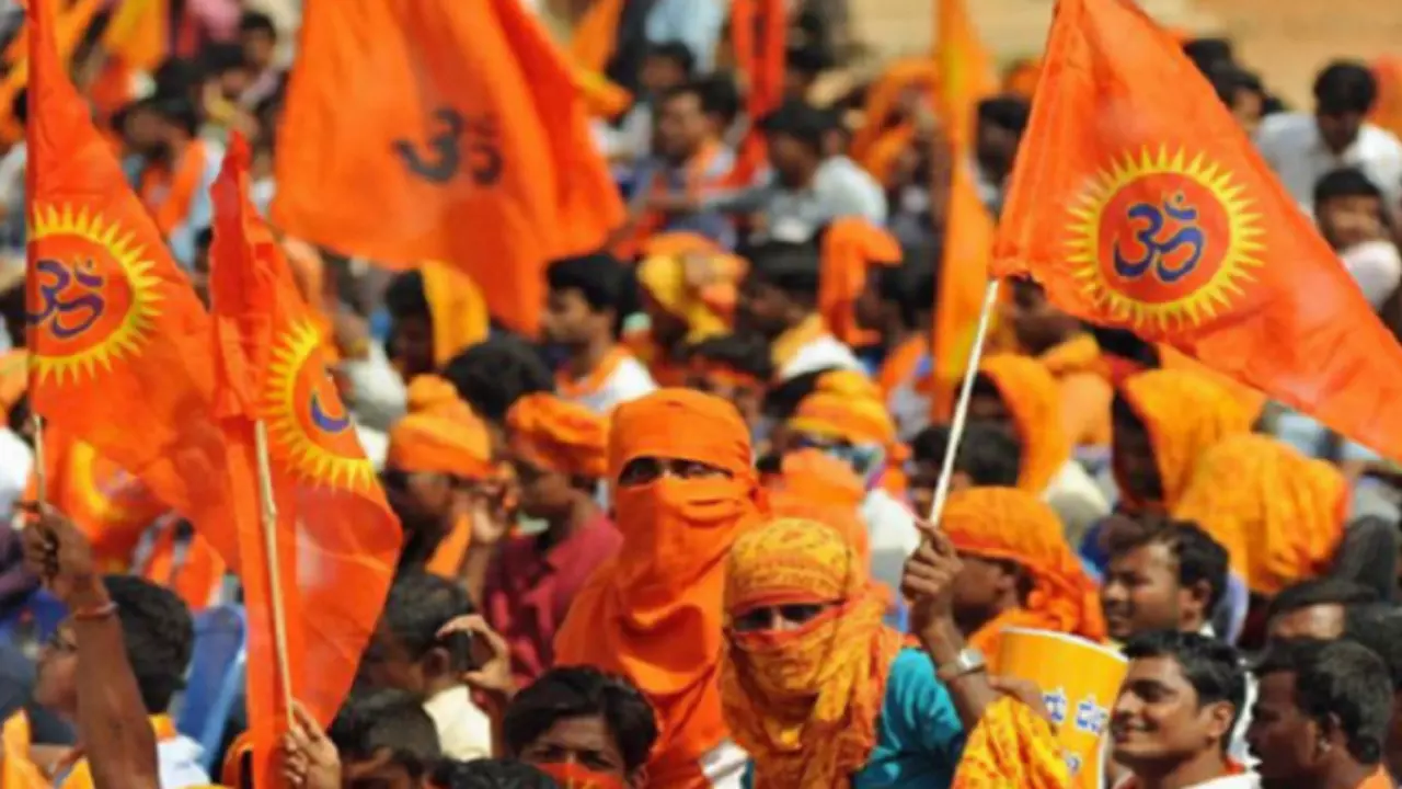 Raipur News: हिंदू महासभा की छत्तीसगढ़ सरकार को चेतावनी! बापू के हत्यारे की आज करेंगे पूजा, दम है तो रोक लो
