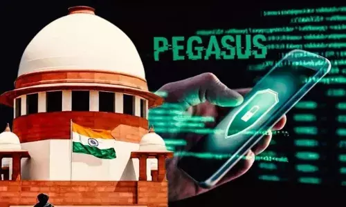 Pegasus Scandal: फोन हैक के हैं शिकार, तो सूचित करें, SC की कमेटी ने मांगी जानकारी Pegasus Scandal: फोन हैक के हैं शिकार, तो सूचित करें, SC की कमेटी ने मांगी जानकारी