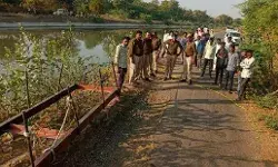 Rajasthan Family Suicide: पांच बच्चों के साथ पति-पत्नी नहर में कूदे, मौत, एक-दूसरे के हाथ रस्सी से बंधे थे Rajasthan Family Suicide: पांच बच्चों के साथ पति-पत्नी नहर में कूदे, मौत, एक-दूसरे के हाथ रस्सी से बंधे थे