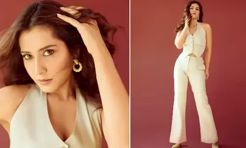 Rashi Khanna Sexy Video: Rashi Khanna ने स्टायलिस्ट आउटफिट में बिखेरा जलवा, एक्ट्रेस की हॉटनेस देख यूजर्स के उड़े होश