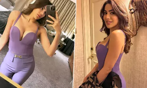 Nikki Tamboli Hot Sexy Photos: टीवी एक्ट्रेस निक्की तंबोली ने सेक्सी आउटफिट से इंटरनेट पर मचाया बवाल, हॉट तस्वीरें हुई वायरल Nikki Tamboli Hot Sexy Photos: टीवी एक्ट्रेस निक्की तंबोली ने सेक्सी आउटफिट से इंटरनेट पर मचाया बवाल, हॉट तस्वीरें हुई वायरल