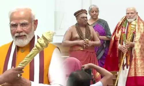 Sengol News: अधीनम संतों ने पीएम मोदी को सौंपा राजदंड सेंगोल, कल नए संसद भवन में होगा स्थापित