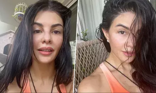 Jacqueline Fernandez Sexy Video: जैकलिन फर्नॅंडेज़ ने हॉट ऑरेंज ब्रालेट पहन शेयर की सेक्सी तस्वीरें Jacqueline Fernandez Sexy Video: जैकलिन फर्नॅंडेज़ ने हॉट ऑरेंज ब्रालेट पहन शेयर की सेक्सी तस्वीरें