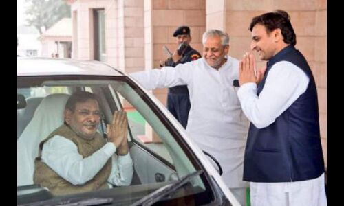 मिशन 2019: महागठबंधन के विस्तार के लिए शरद यादव और अखिलेश के बीच मुलाक़ात: जानिए आगे क्या हुआ मिशन 2019: महागठबंधन के विस्तार के लिए शरद यादव और अखिलेश के बीच मुलाक़ात: जानिए आगे क्या हुआ