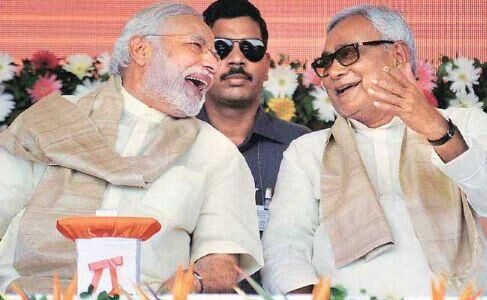 बिहार: नीतीश कुमार का मोदी को झटका, भाजपा छोड़ महागठबंधन के साथ जाएंगे बिहार: नीतीश कुमार का मोदी को झटका, भाजपा छोड़ महागठबंधन के साथ जाएंगे