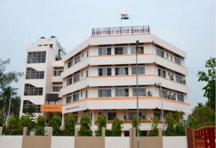 एपीएससी नौकरी में महा घोटाला: बीजेपी सांसद की बेटी सहित 19 अधिकारी गिरफ्तार एपीएससी नौकरी में महा घोटाला: बीजेपी सांसद की बेटी सहित 19 अधिकारी गिरफ्तार