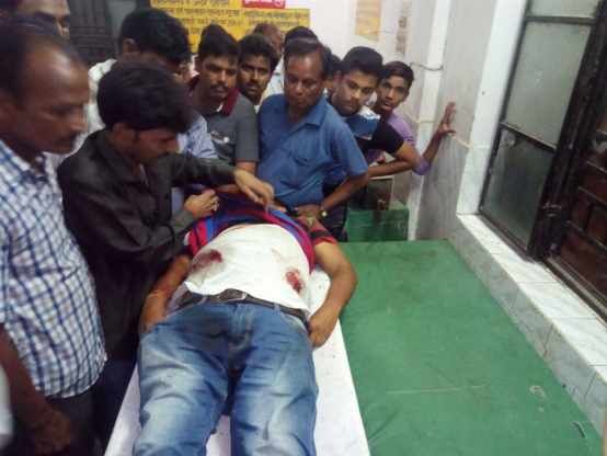 योगीराज:गोलियों की तड़तड़ाहट से दहशत में बलरामपुर, युवक को भून डाला: जानिए क्या था मामला योगीराज:गोलियों की तड़तड़ाहट से दहशत में बलरामपुर, युवक को भून डाला: जानिए क्या था मामला