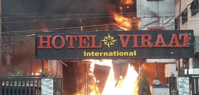 अभी अभी: लखनऊ के चारबाग स्थित होटल में लगी भीषण आग, 5 लोगों की मौत, कई घायल