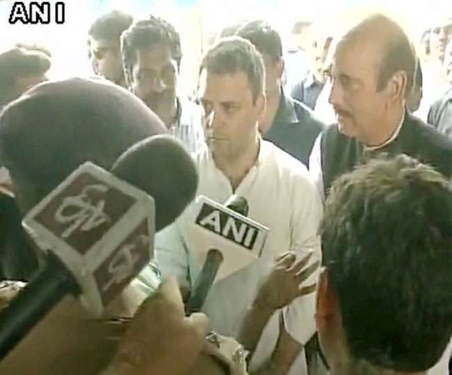 सहारनपुर हिंसा के लिए योगी सरकार दोषी : राहुल गांधी सहारनपुर हिंसा के लिए योगी सरकार दोषी : राहुल गांधी