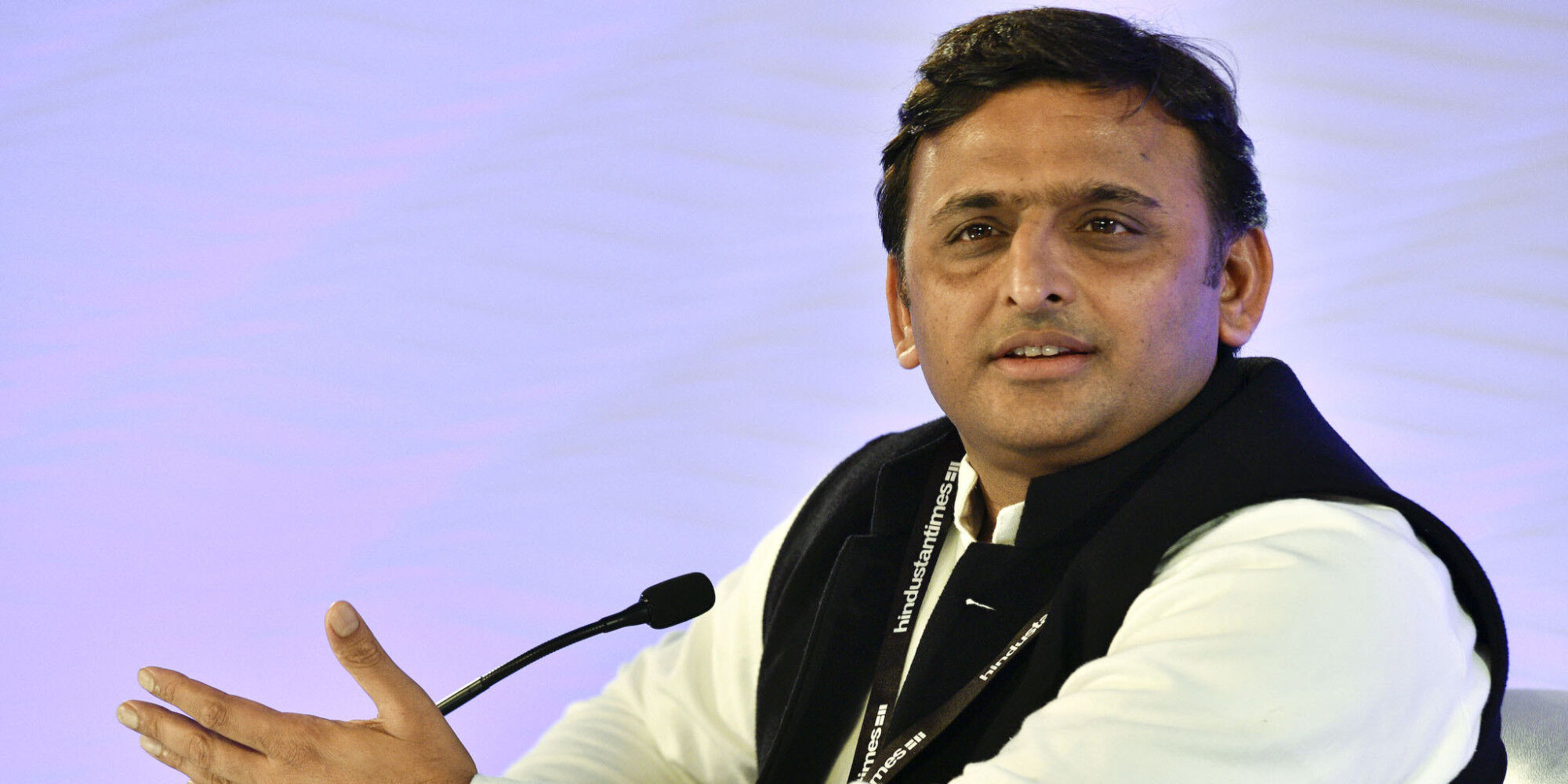 चिप से पेट्रोल की चोरी हो सकती है, तो इवीएम में गड़बड़ी क्यों नहीं: अखिलेश यादव चिप से पेट्रोल की चोरी हो सकती है, तो इवीएम में गड़बड़ी क्यों नहीं: अखिलेश यादव