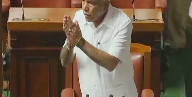 बड़ी खबर: कर्नाटक में बीजेपी सरकार गिरी, बहुमत से पहले यदुरप्पा ने दिया इस्तीफा!