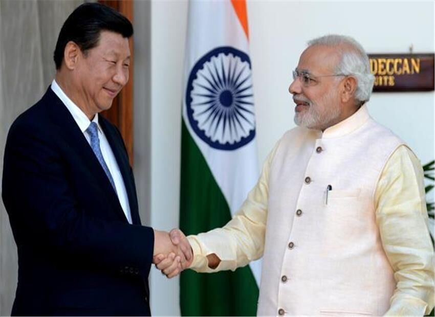 आप चीन का बहिष्कार करते रहें, मोदी सरकार 33 % ज्यादा माल मंगाकर चीन का खजाना भर रही.