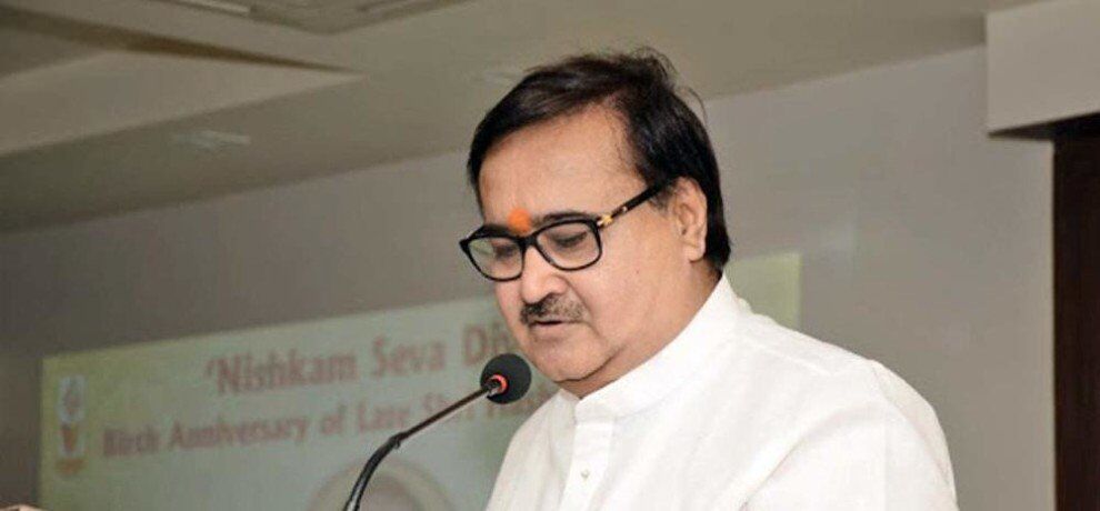 अभी-अभी- महाराष्ट्र में भाजपा के गृह निर्माण मंत्री प्रकाश मेहता फंसे 800 करोड़ के घोटाले में