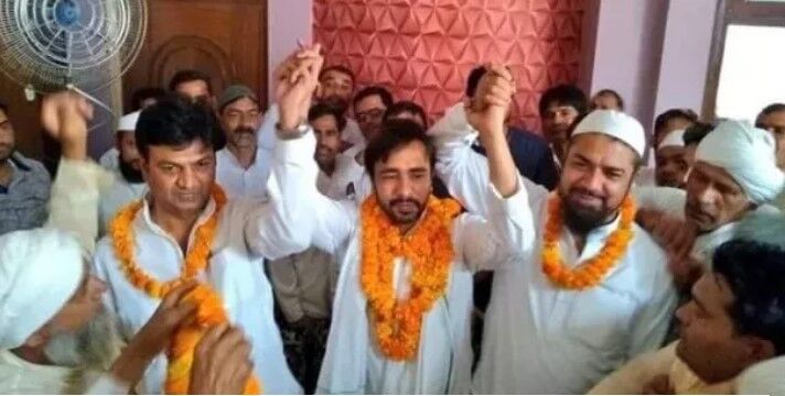 कैराना उपचुनावः आपसी मतभेद भुलाकर एक हुआ हसन परिवार, गठबंधन में खुशी की लहर तो भाजपा में बढ़ी बेचैनी कैराना उपचुनावः आपसी मतभेद भुलाकर एक हुआ हसन परिवार, गठबंधन में खुशी की लहर तो भाजपा में बढ़ी बेचैनी