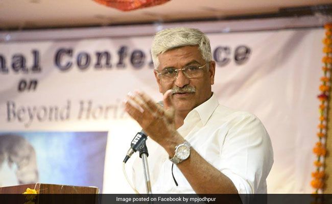 मोदी के इस मंत्री ने बेरोजगारों को दी सलाह, अचार बेचकर बन जाओ करोड़पति