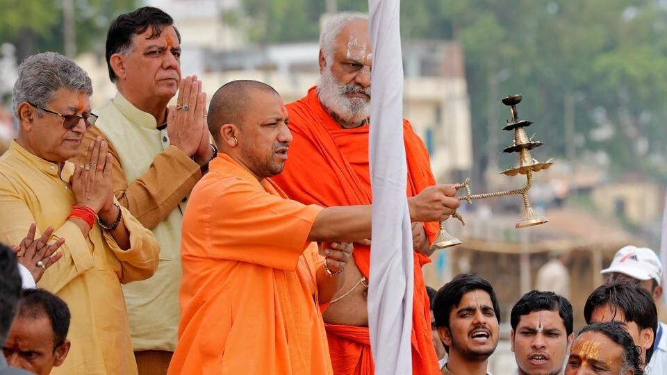 योगी आदित्यनाथ के अयोध्या दौरा, क्या हैं सियासी मायने? योगी आदित्यनाथ के अयोध्या दौरा, क्या हैं सियासी मायने?