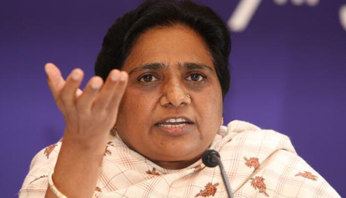 मायावती का बड़ा बयान: हिन्दू युवा वाहिनी के नाम पर प्रदेश में फैलाई जा रही है अराजकता:पढ़ें पूरी खबर मायावती का बड़ा बयान: हिन्दू युवा वाहिनी के नाम पर प्रदेश में फैलाई जा रही है अराजकता:पढ़ें पूरी खबर