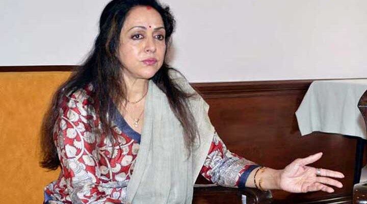 हेमा मालिनी का सनसनीखेज़ बयान, कहा- एक मिनट में यूपी की सीएम बन सकती हूँ, जानिए क्या है पूरा मामला