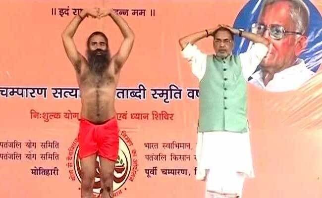 जानिए- मुख्यमंत्री योगी आदित्यनाथ के बाद किस केंद्रीय मंत्री को दिखाए गए काले झंड़े!