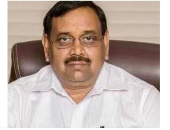 योगीराज में यादव अफसर का हुआ डिमोशन, एलडीए वीसी के पद से हटाये गये सतेन्द्र यादव योगीराज में यादव अफसर का हुआ डिमोशन, एलडीए वीसी के पद से हटाये गये सतेन्द्र यादव