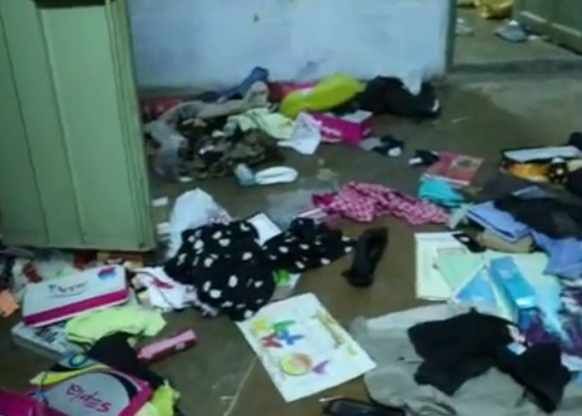 कानपूर: सपा नेता की गुंडई, बंदूक के बल पर मकान पर किया कब्जा: जानिए क्या था विवाद कानपूर: सपा नेता की गुंडई, बंदूक के बल पर मकान पर किया कब्जा: जानिए क्या था विवाद
