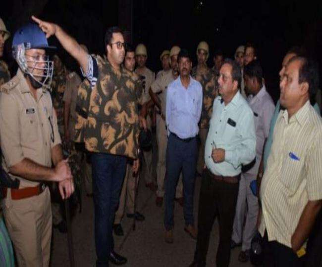 योगीराज: कानपुर में देर रात गुंडों का तांडव, हॉस्टल में जूनियर छात्रों पर हमला!