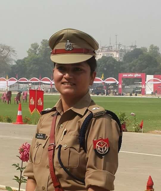 योगीराज: भाजपा नेताओं को जेल का रास्ता दिखाने वाली पुलिस अधिकारी का हुआ ट्रांसफर, कहा इस सम्मान को स्वीकार करती हूँ योगीराज: भाजपा नेताओं को जेल का रास्ता दिखाने वाली पुलिस अधिकारी का हुआ ट्रांसफर, कहा इस सम्मान को स्वीकार करती हूँ